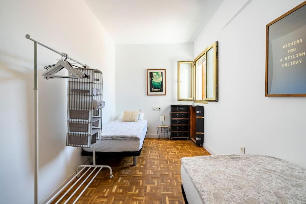 Lifehouse Cathedral * Free Parking* Superiorwifi* Apartment Almeria Ngoại thất bức ảnh