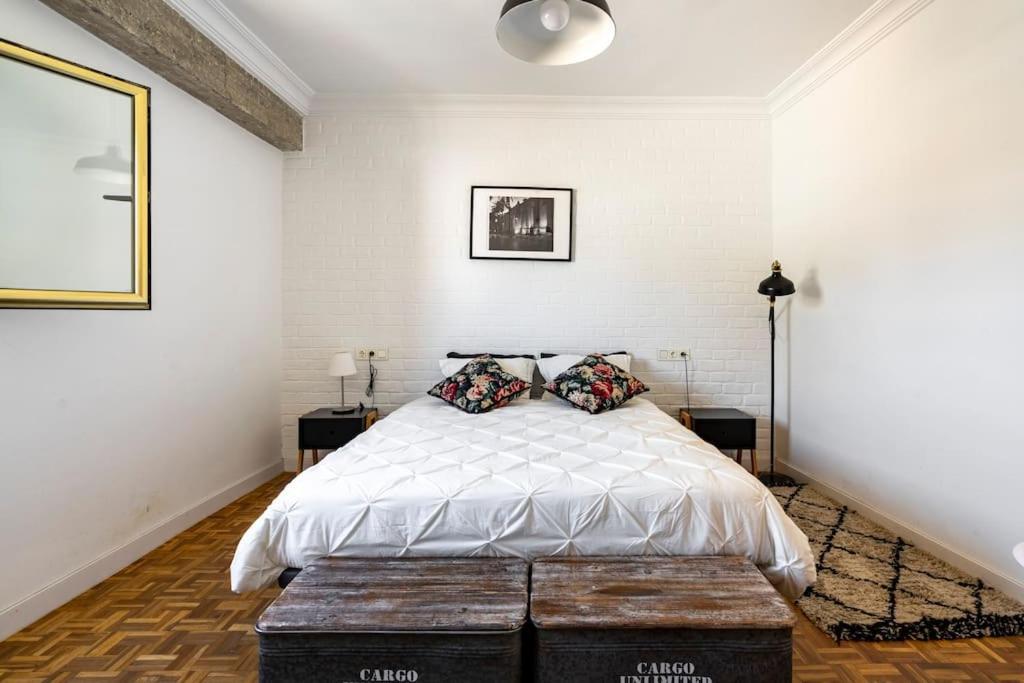 Lifehouse Cathedral * Free Parking* Superiorwifi* Apartment Almeria Ngoại thất bức ảnh